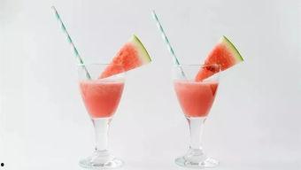 夏季吃的甜蜜瓜图片,夏日消暑佳品，视觉与味蕾的双重享受